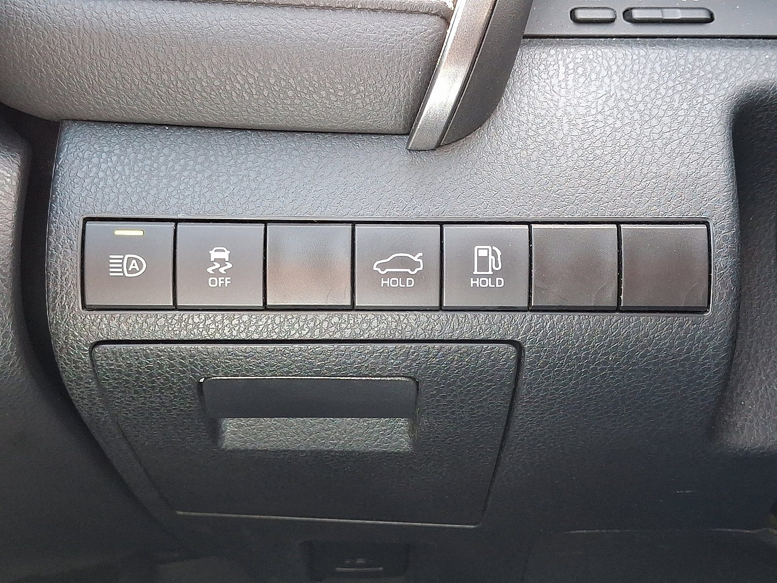 Used 2024 Toyota Camry SE FWD image 25