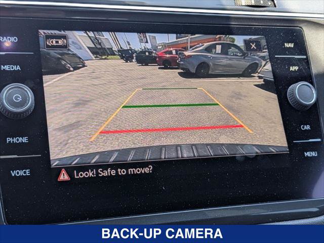 Certified 2022 Volkswagen Tiguan SEL R-Line AWD/4WD image 18