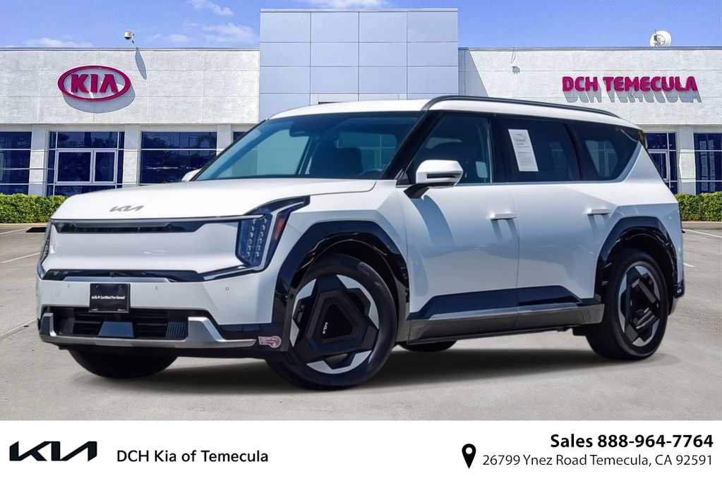 Certified 2024 Kia EV9 Land