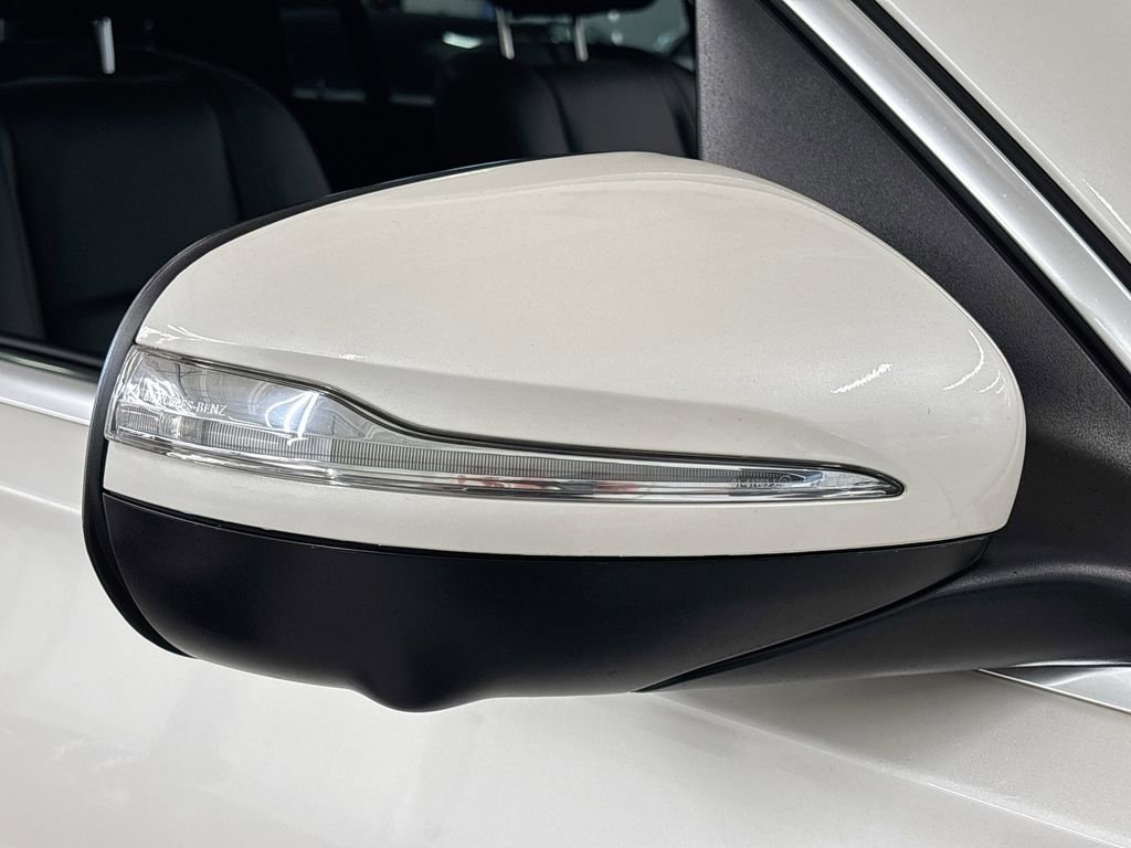 Used 2023 Mercedes-Benz GLS 450 4MATIC image 29