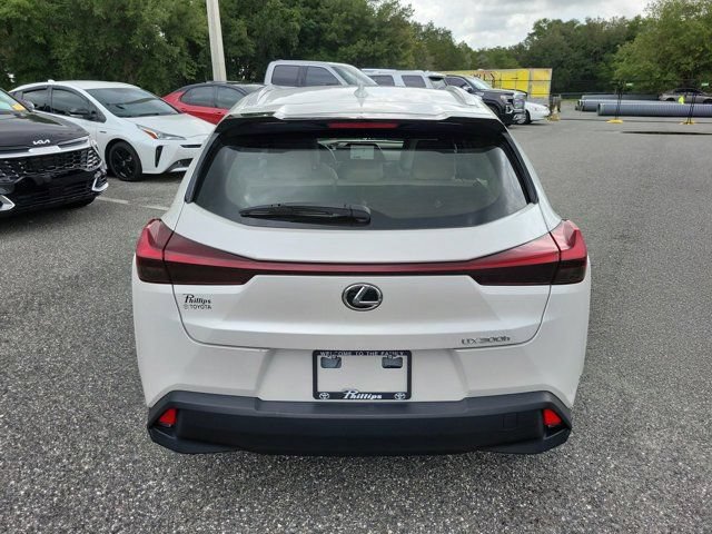 Used 2025 Lexus UX 300h FWD w/ Accessory Package (Z2) image 11