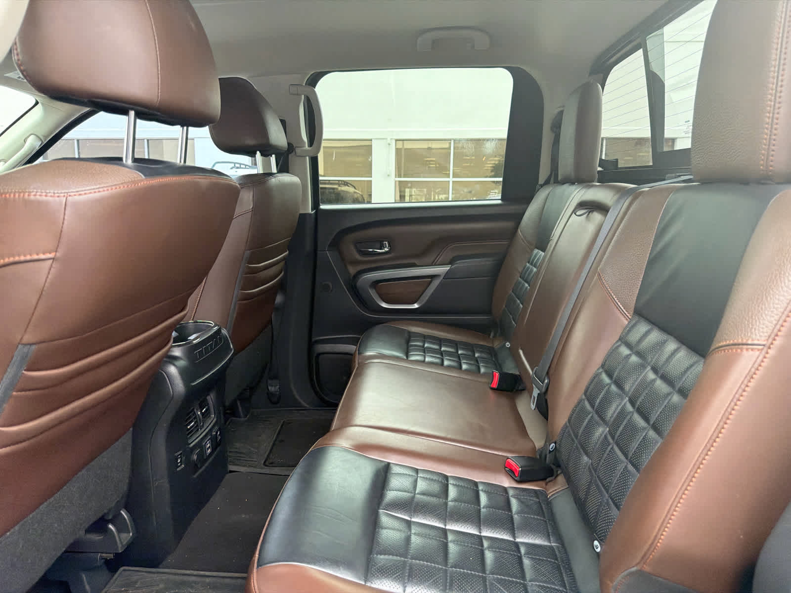 Used 2019 Nissan Titan Platinum Reserve w/ Platinum Utility Package AWD/4WD image 8