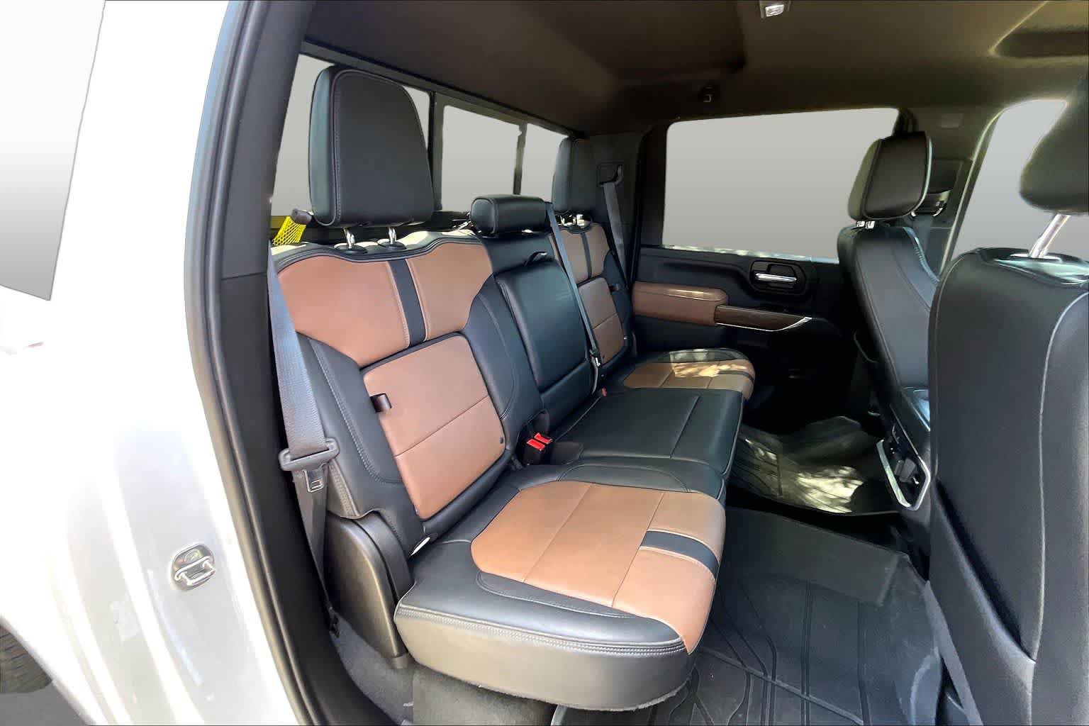 Used 2023 Chevrolet Silverado 2500 High Country w/ Z71 Off-Road Package AWD/4WD image 50