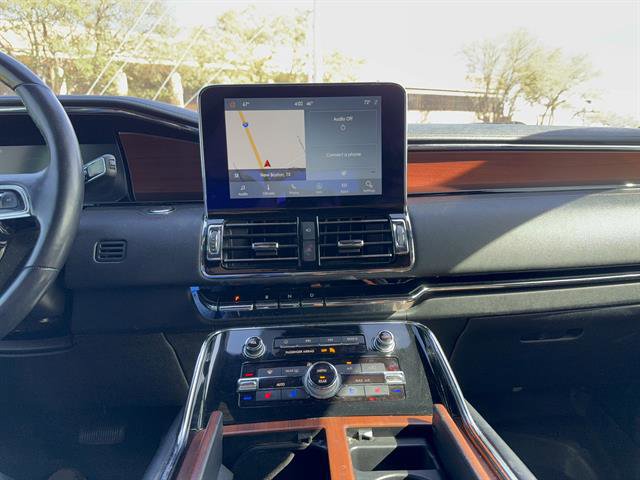 Used 2020 Lincoln Navigator Reserve w/ Luxury Package image 13