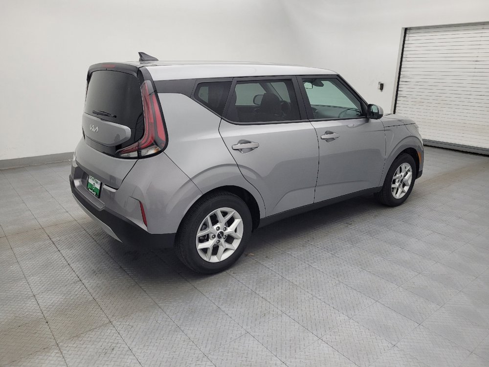Used 2025 Kia Soul LX w/ LX Technology Package image 10