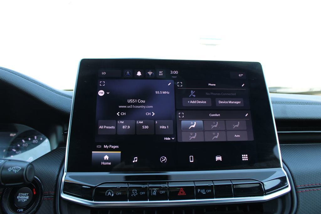 Used 2025 Jeep Compass Trailhawk image 47
