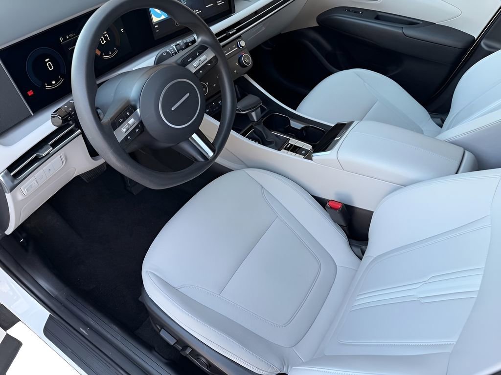 Certified 2025 Hyundai Tucson SEL image 13