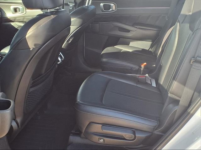 Used 2022 Kia Sorento SX image 15