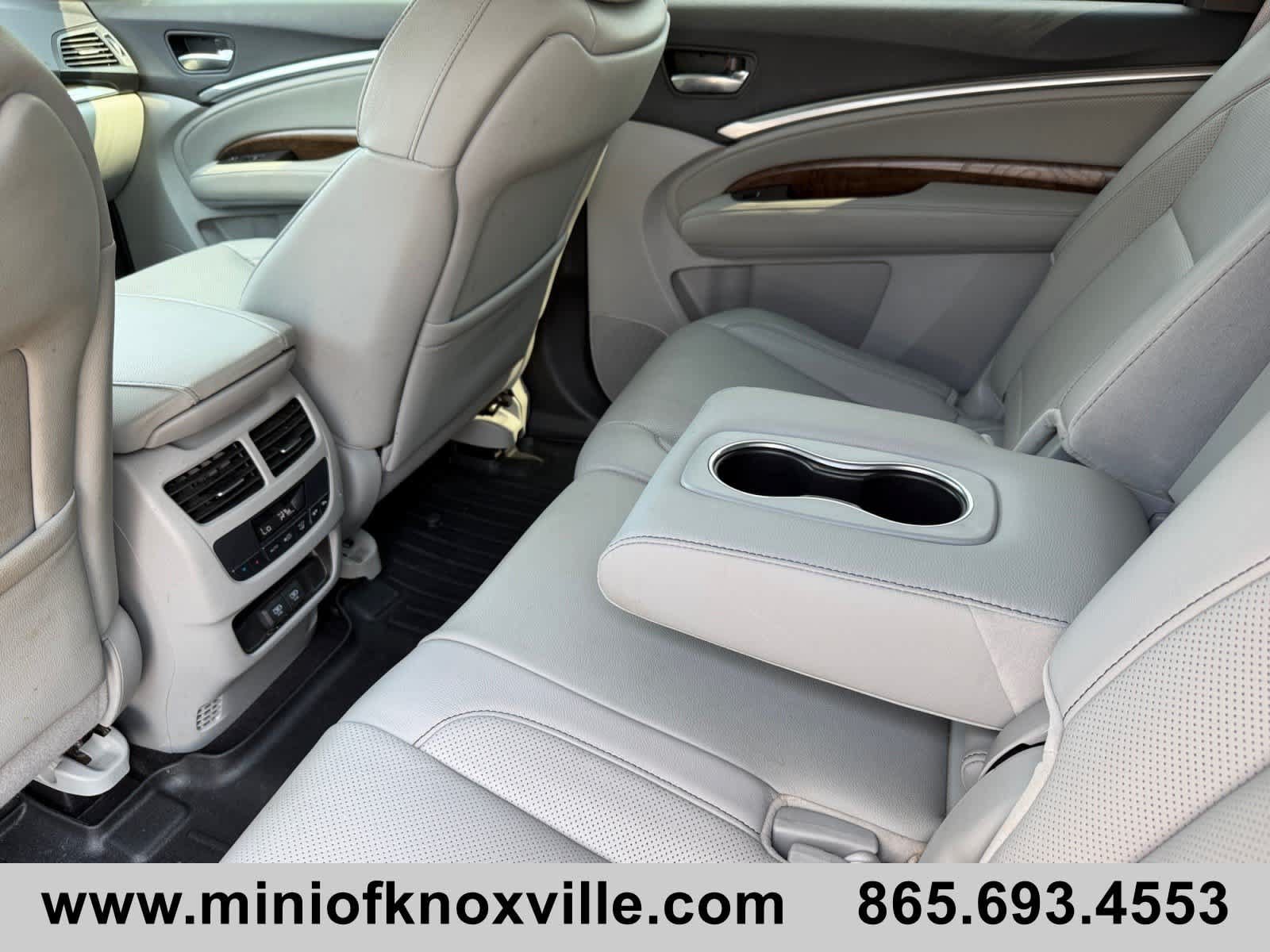 Used 2020 Acura MDX w/ Technology Package AWD/4WD image 17