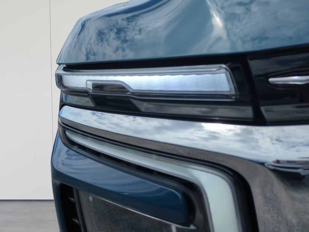 New 2026 Chevrolet Suburban LT w/ Comfort Package RWD image 10