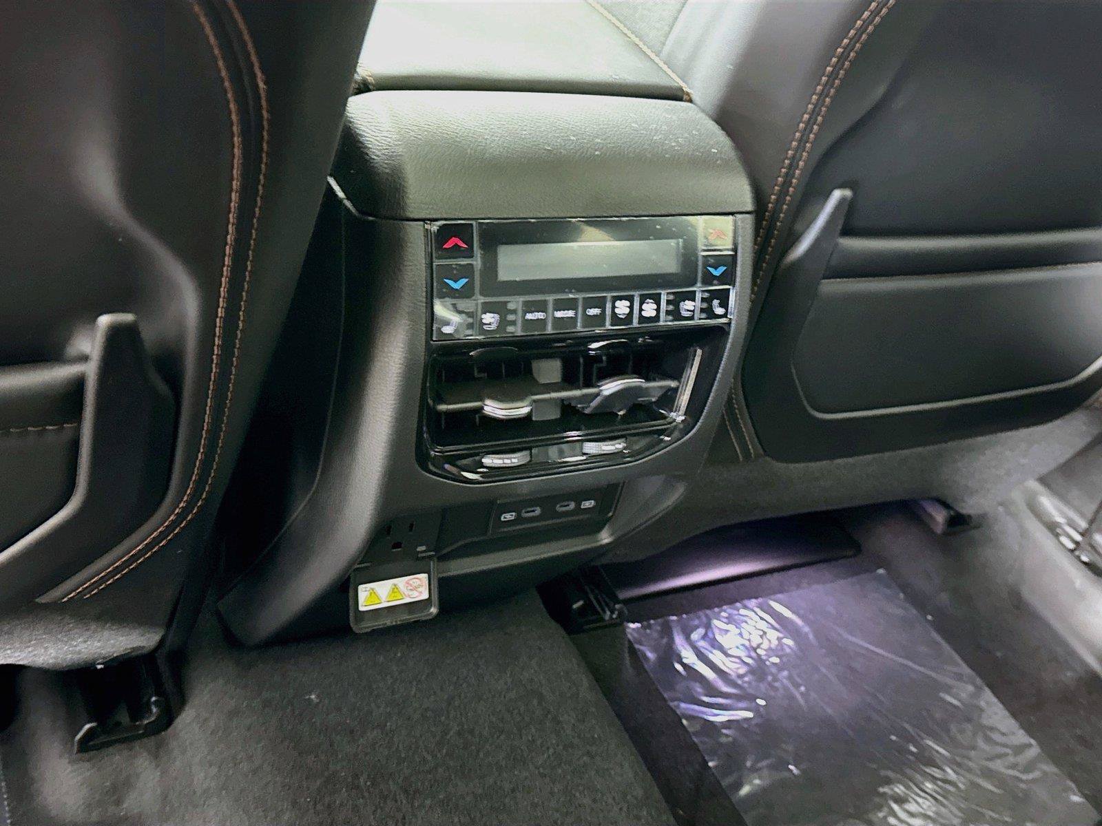 New 2027 Jeep Grand Cherokee Summit AWD/4WD image 20