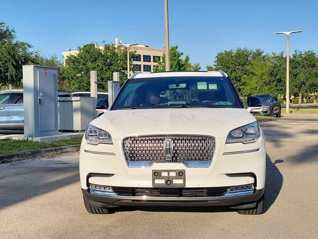 Certified 2021 Lincoln Aviator Reserve w/ Equipment Group 202A AWD/4WD image 2