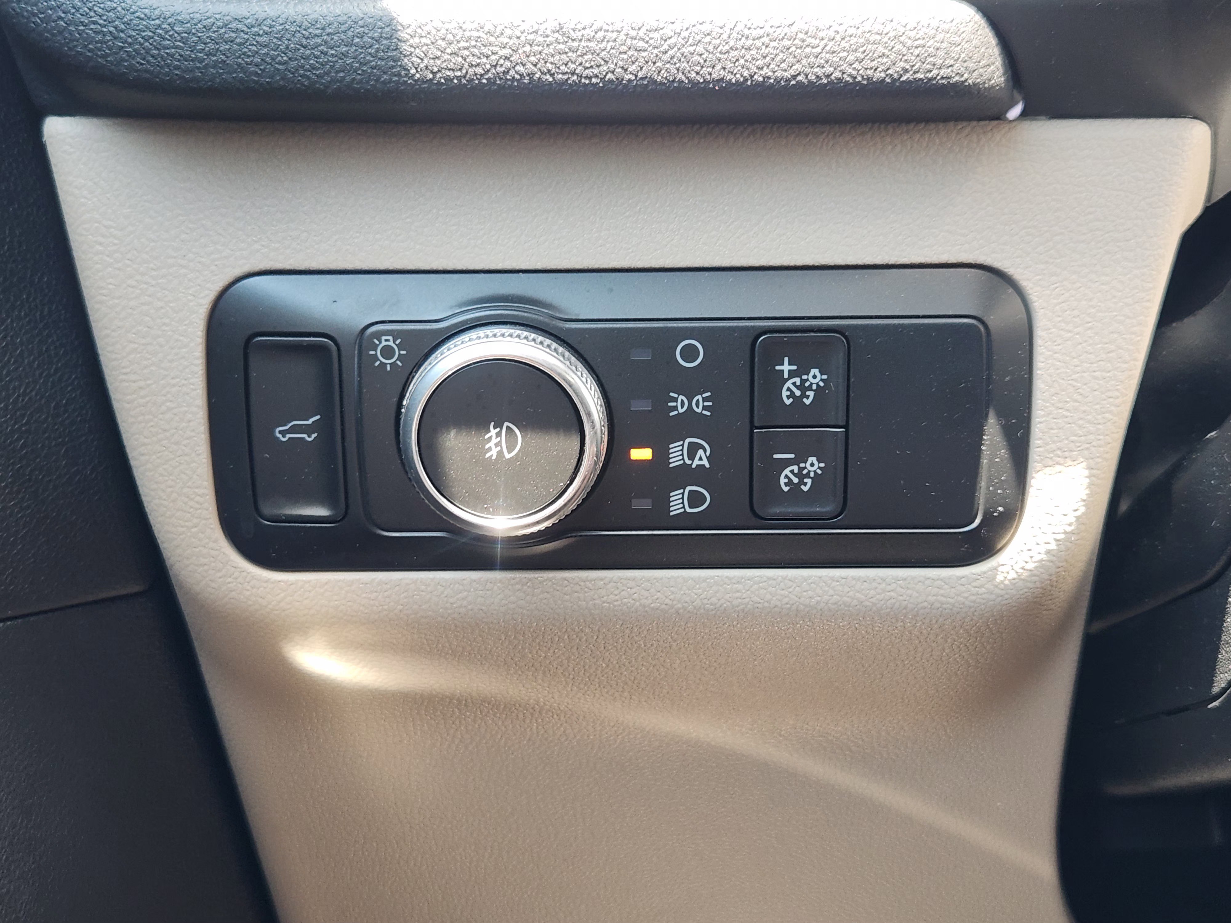 Used 2021 Ford Escape SEL FWD image 22