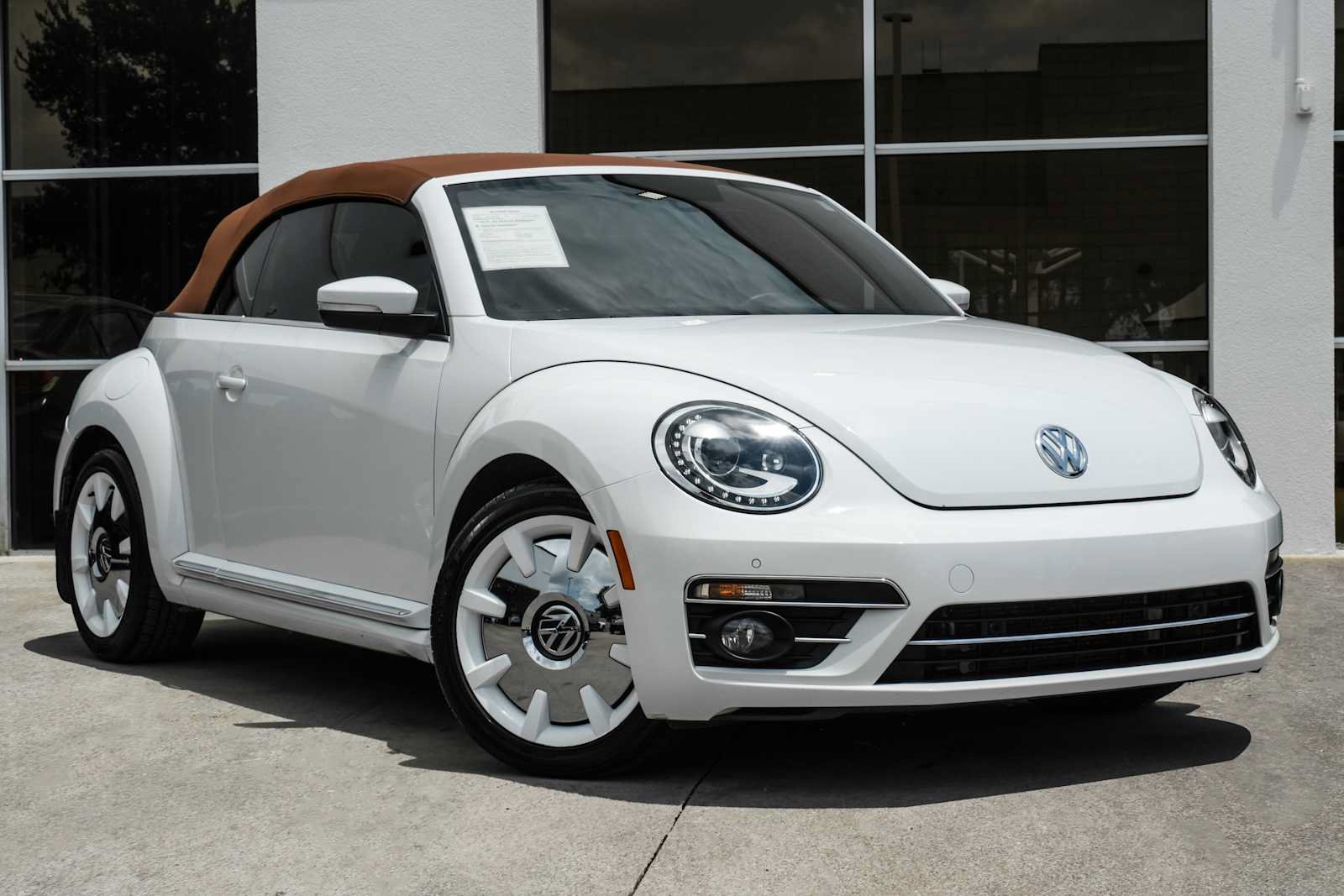 Used 2019 Volkswagen Beetle 2.0T Final Edition SEL FWD image 7