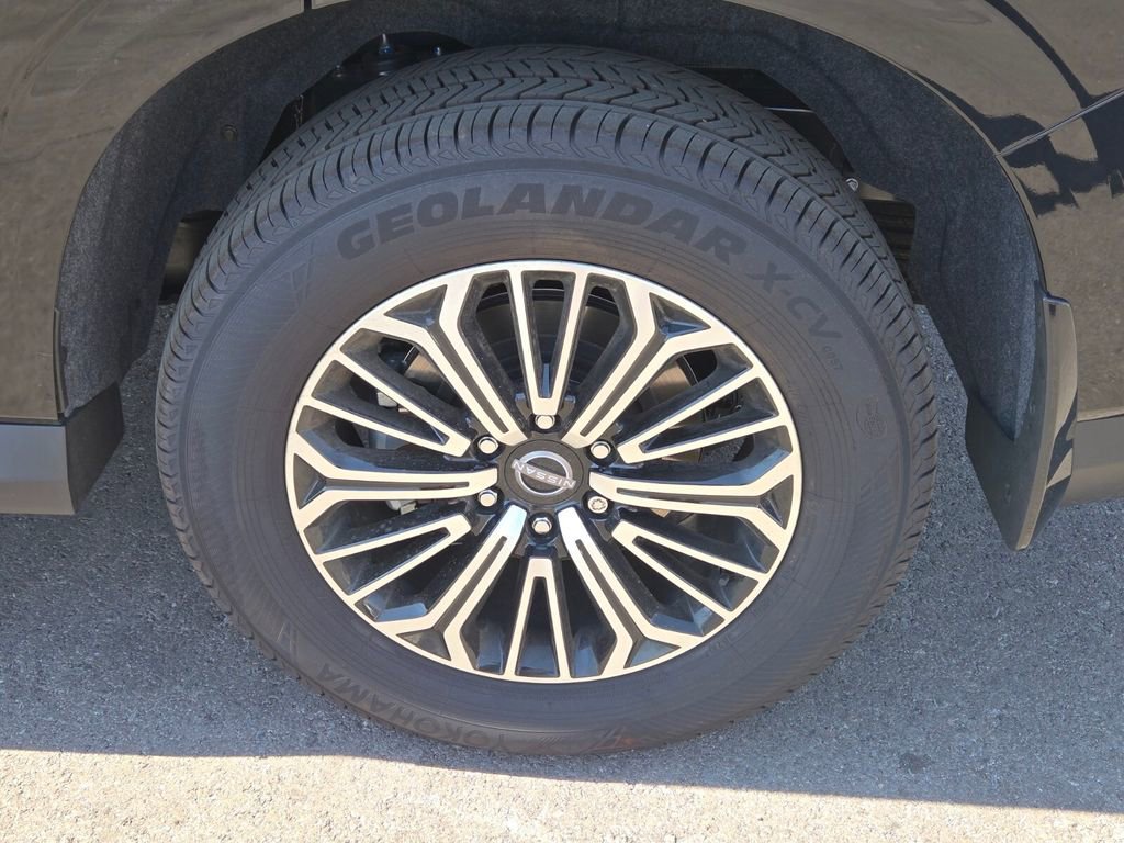 New 2025 Nissan Armada Platinum image 5