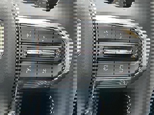 New 2026 GMC Acadia Denali w/ Super Cruise Package image 10