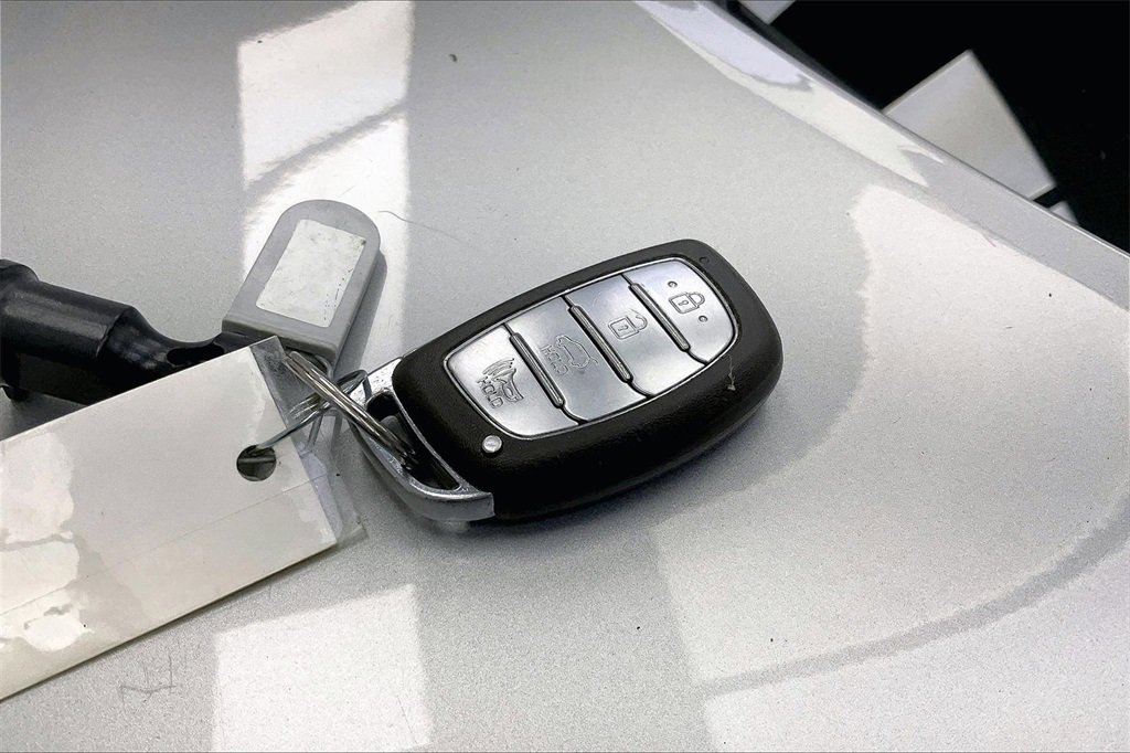 Used 2021 Hyundai Tucson Limited w/ Cargo Package image 10