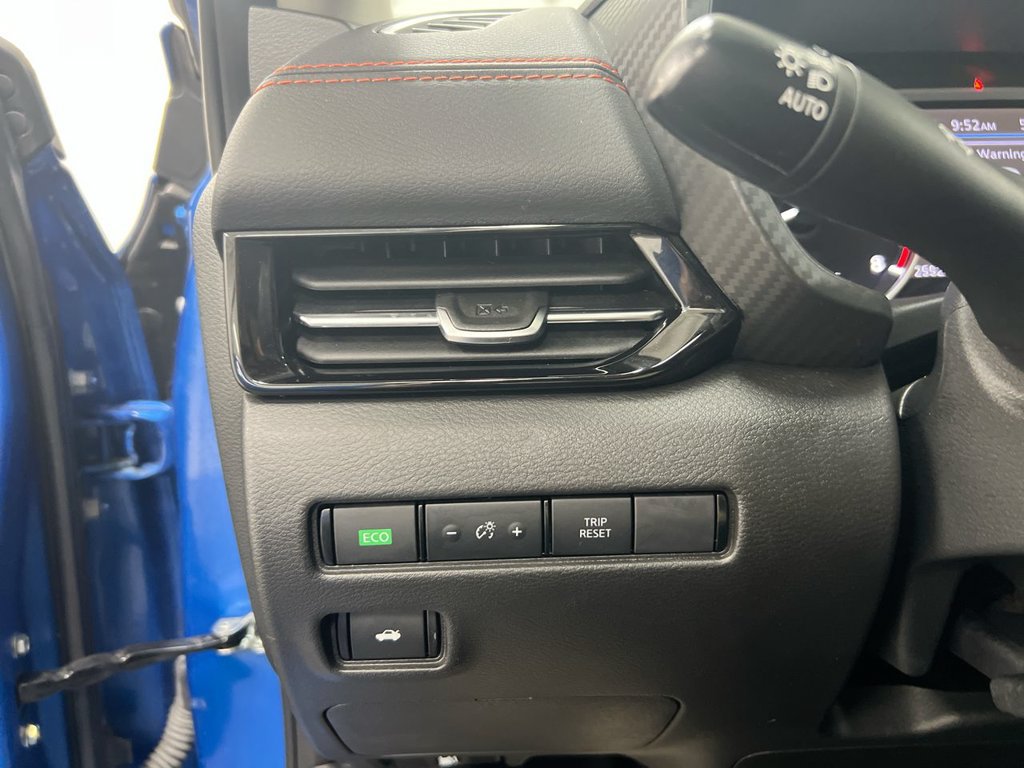 Used 2024 Nissan Sentra SR FWD image 18