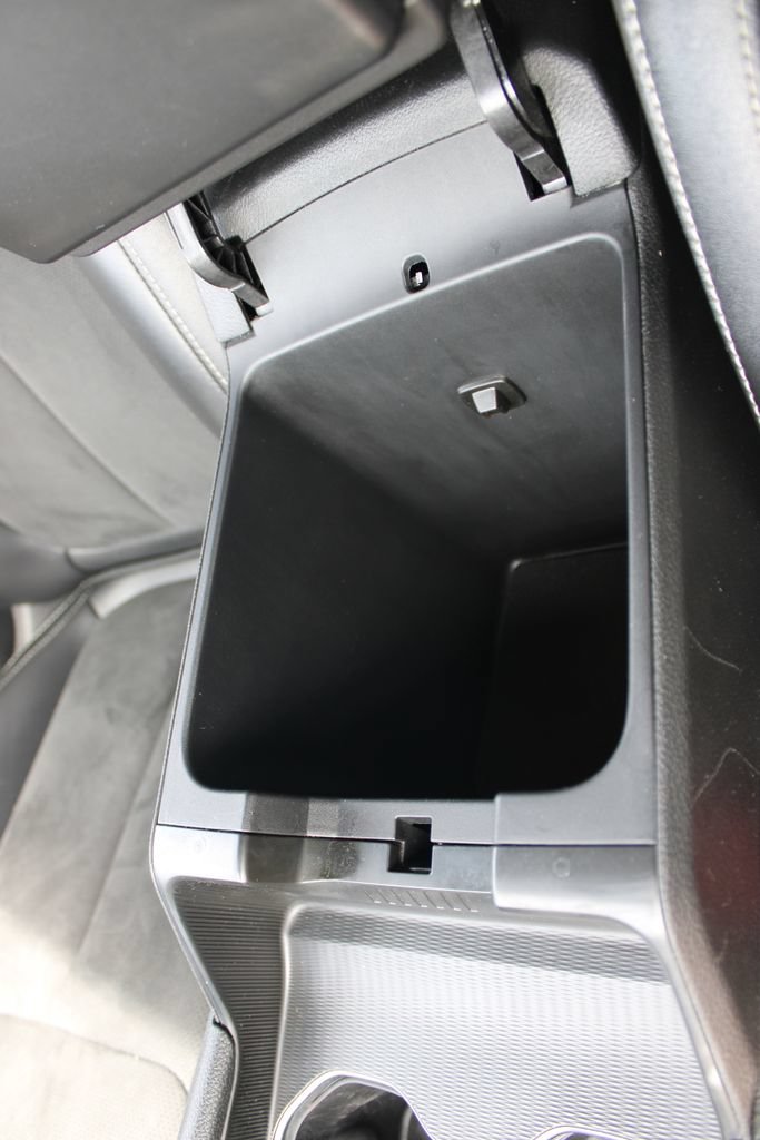 Used 2024 Jeep Grand Cherokee Altitude AWD/4WD image 45