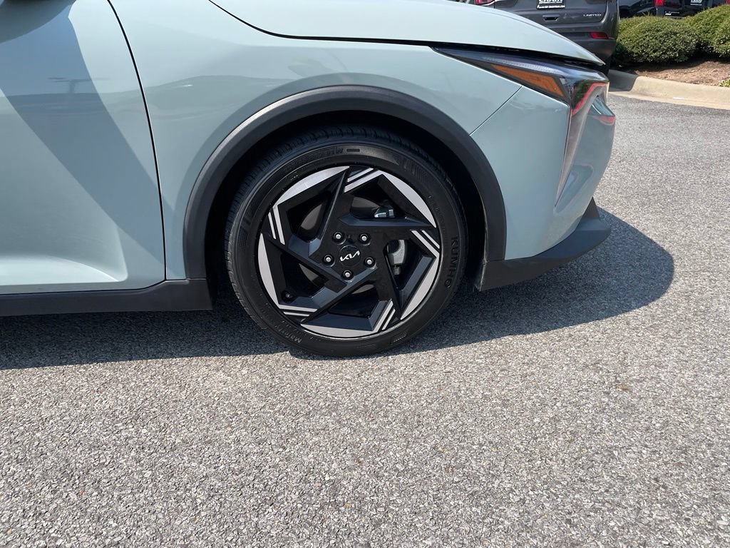 Certified 2025 Kia K4 EX FWD image 30