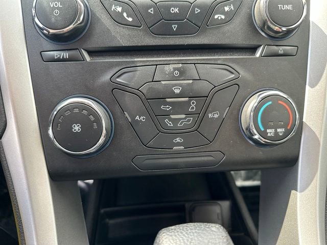 Used 2014 Ford Fusion SE FWD image 13