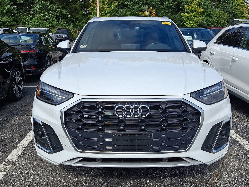 Certified 2023 Audi Q5 2.0T Premium Plus w/ Premium Plus Package AWD/4WD image 2