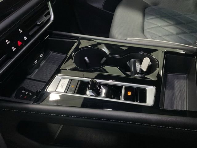 Used 2024 Volkswagen Atlas Cross Sport SEL Premium R-Line image 16