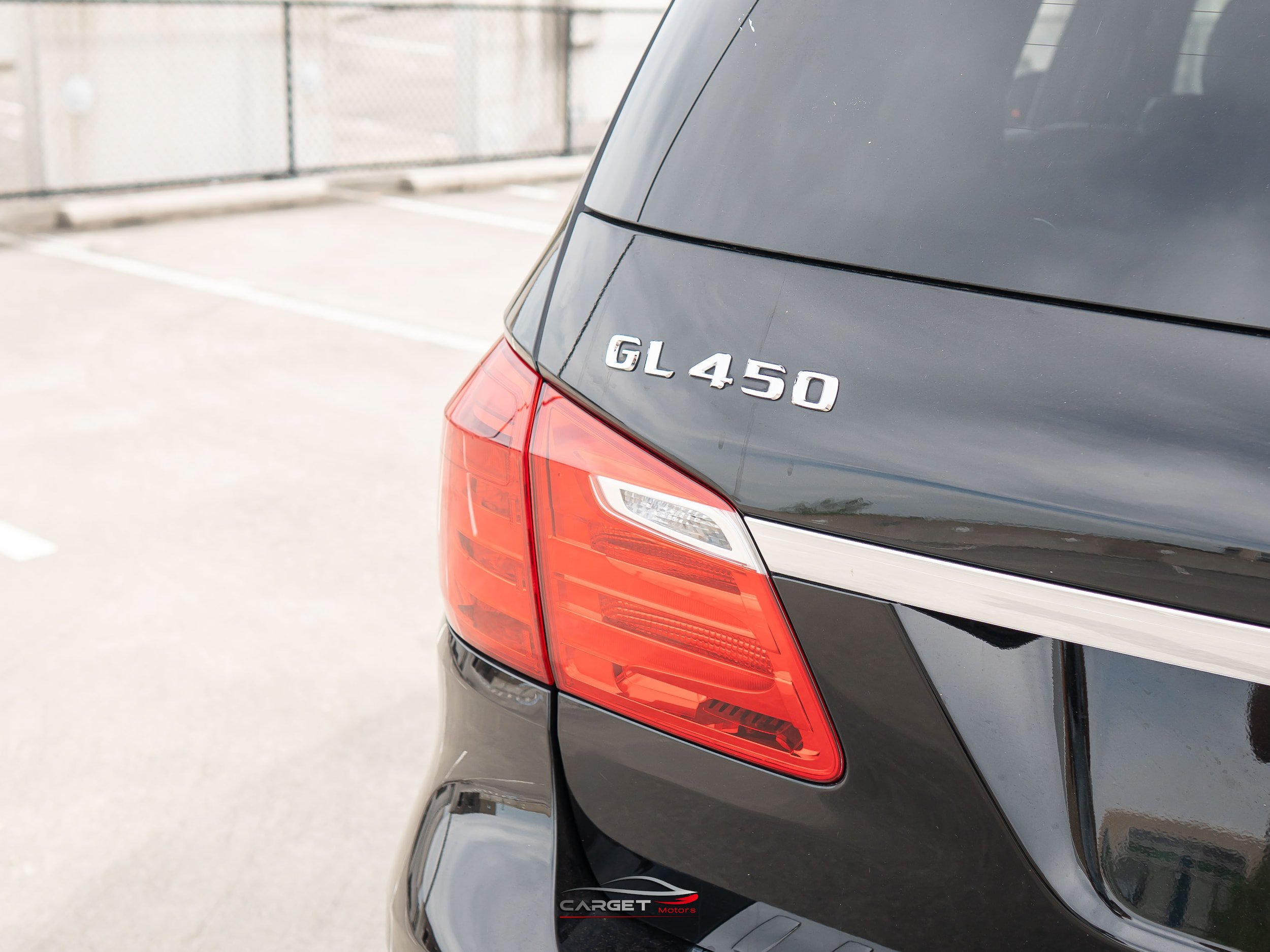 Used 2015 Mercedes-Benz GL 450 4MATIC w/ Designo Black Leather Package image 47