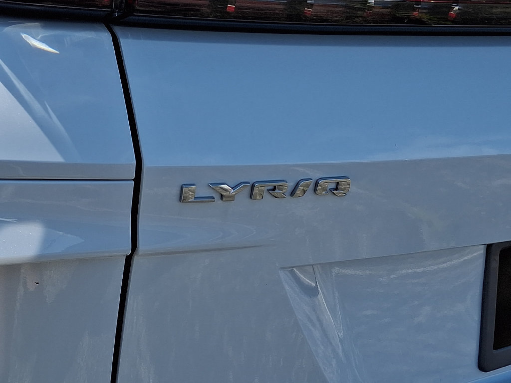 New 2026 Cadillac Lyriq Signature Luxury w/ Nappa Leather Package AWD/4WD image 16
