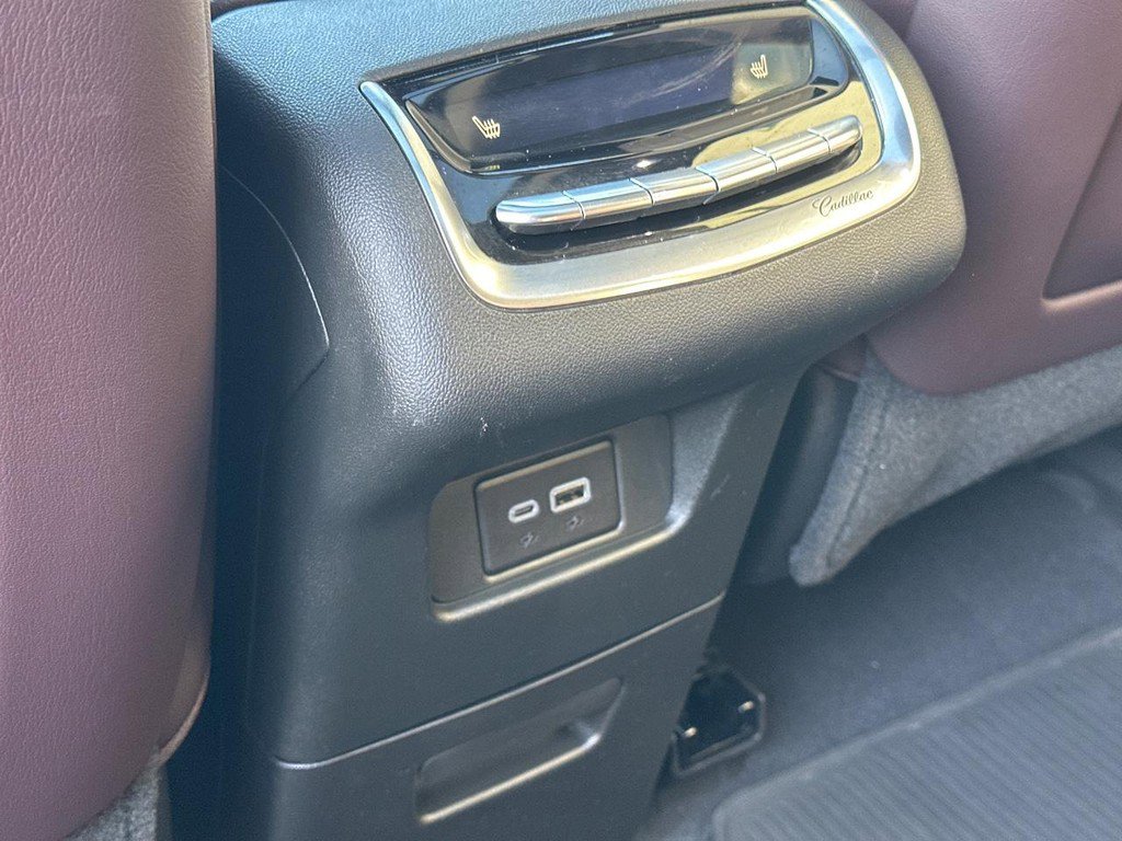 Certified 2024 Cadillac XT6 Premium Luxury image 8