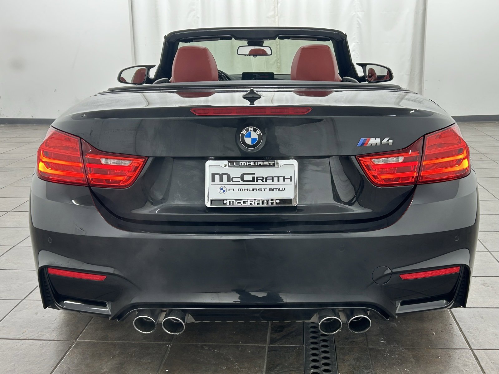 Used 2016 BMW M4 Convertible image 7