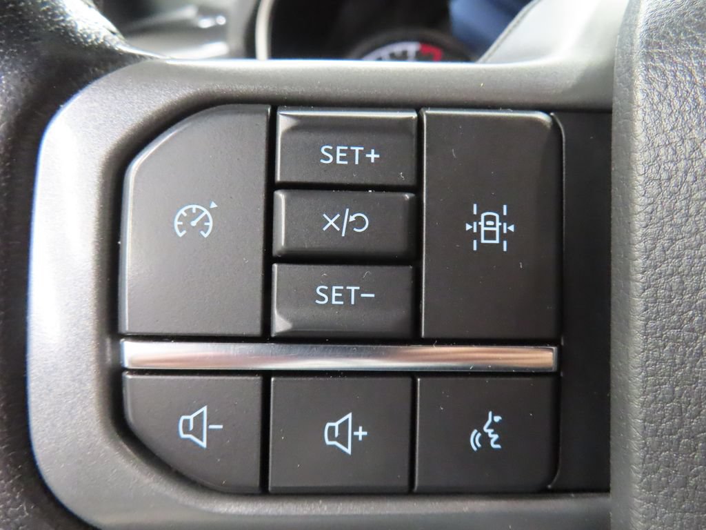 Used 2022 Ford F150 XLT w/ Equipment Group 302A High AWD/4WD image 39