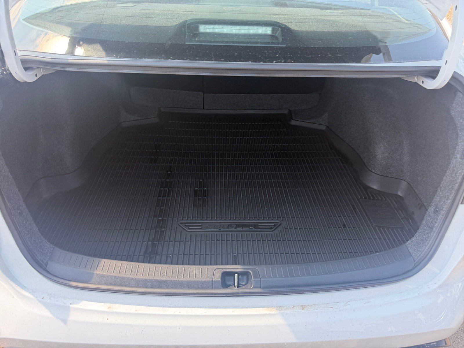 Certified 2026 Toyota Corolla SE FWD image 34
