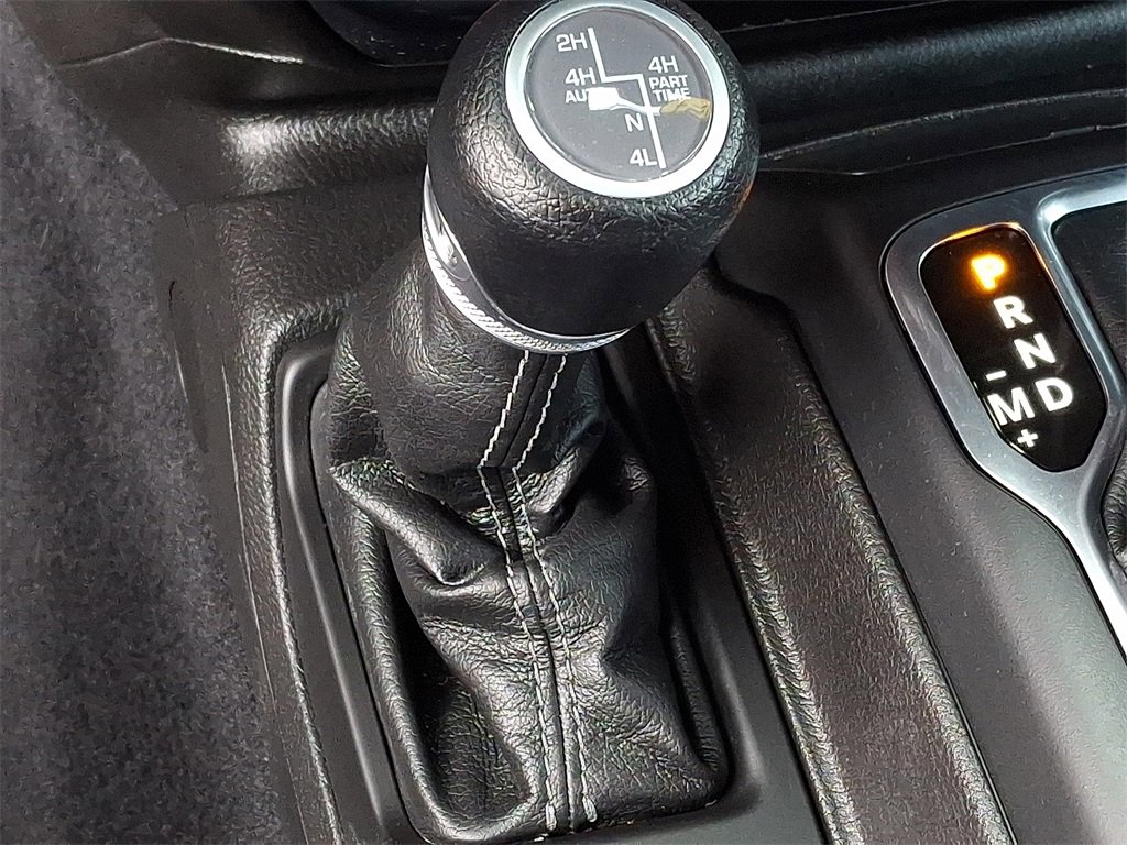 Used 2024 Jeep Wrangler Unlimited Rubicon 4xe w/ Technology Group image 24