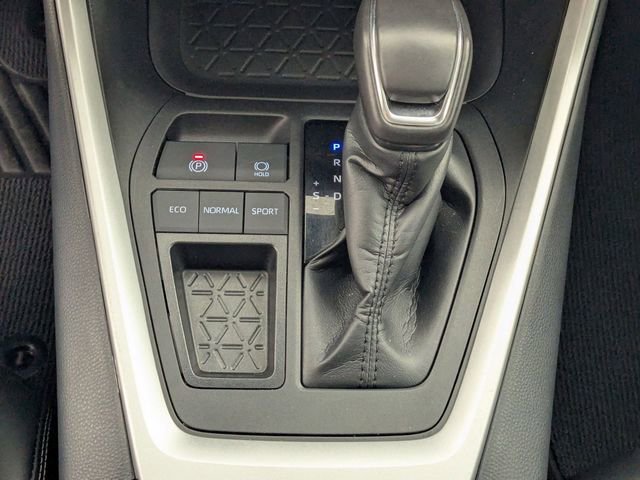 Used 2024 Toyota RAV4 XLE Premium image 22