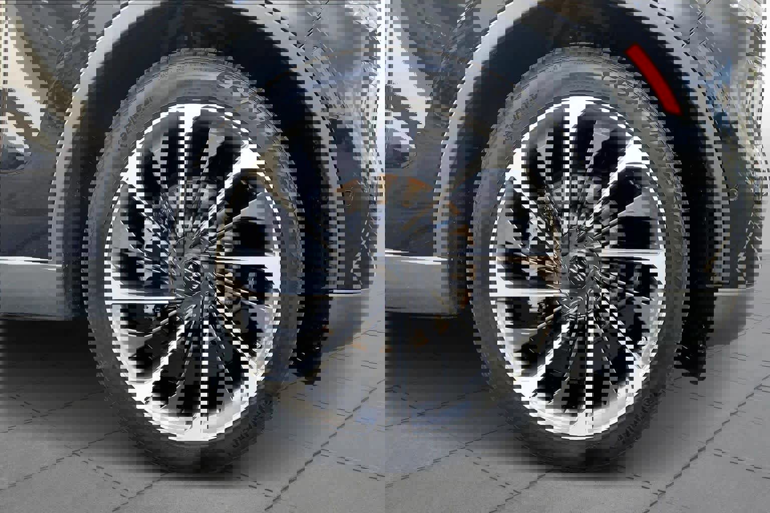 Used 2020 Lincoln Aviator Reserve w/ Equipment Group 202A image 12