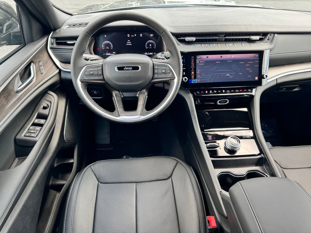 New 2026 Jeep Grand Cherokee L Limited AWD/4WD image 18