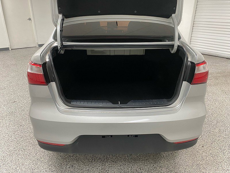 Used 2016 Kia Rio SX image 14