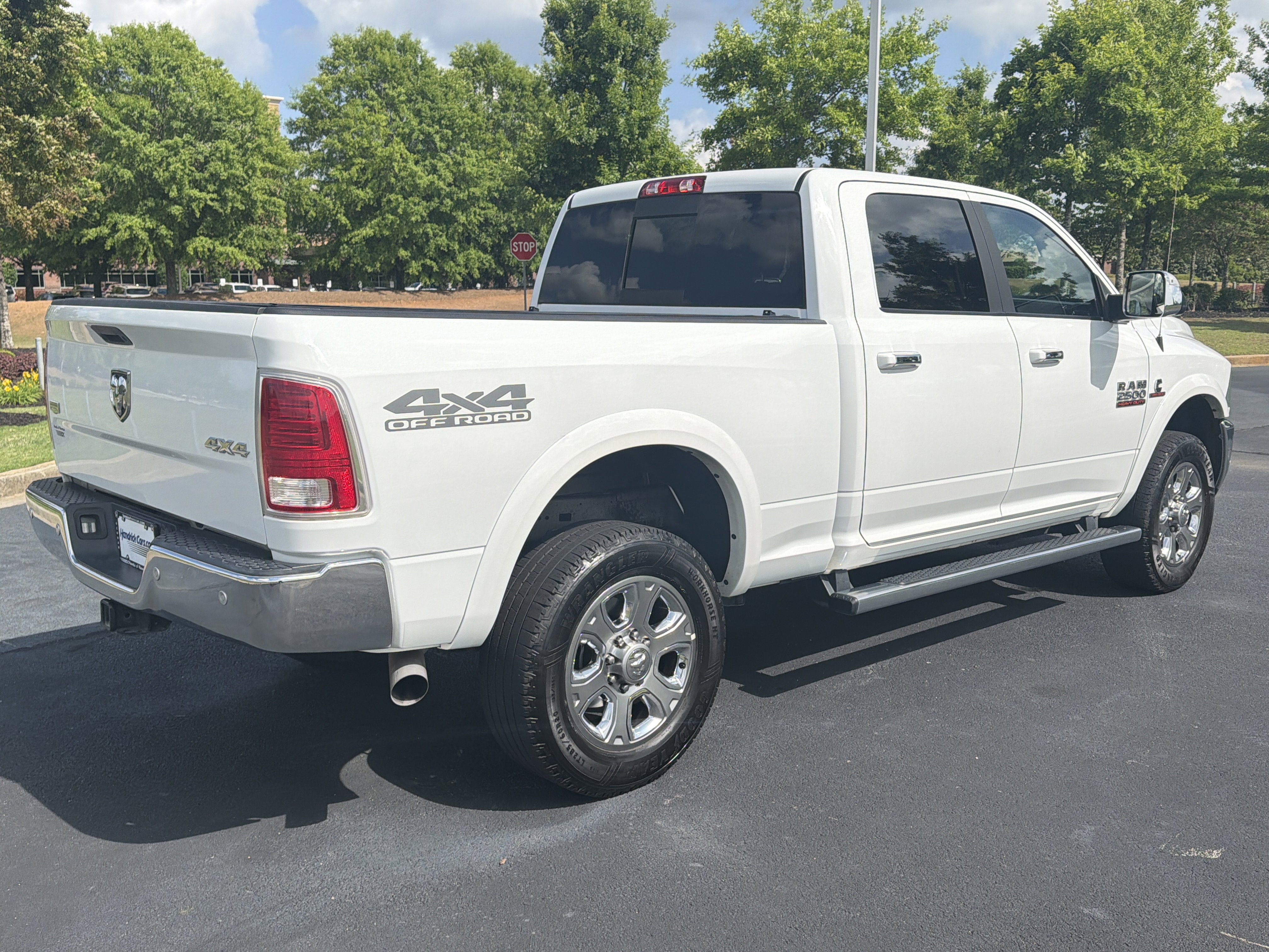 Used 2018 RAM 2500 Laramie w/ Off Road Package AWD/4WD image 9
