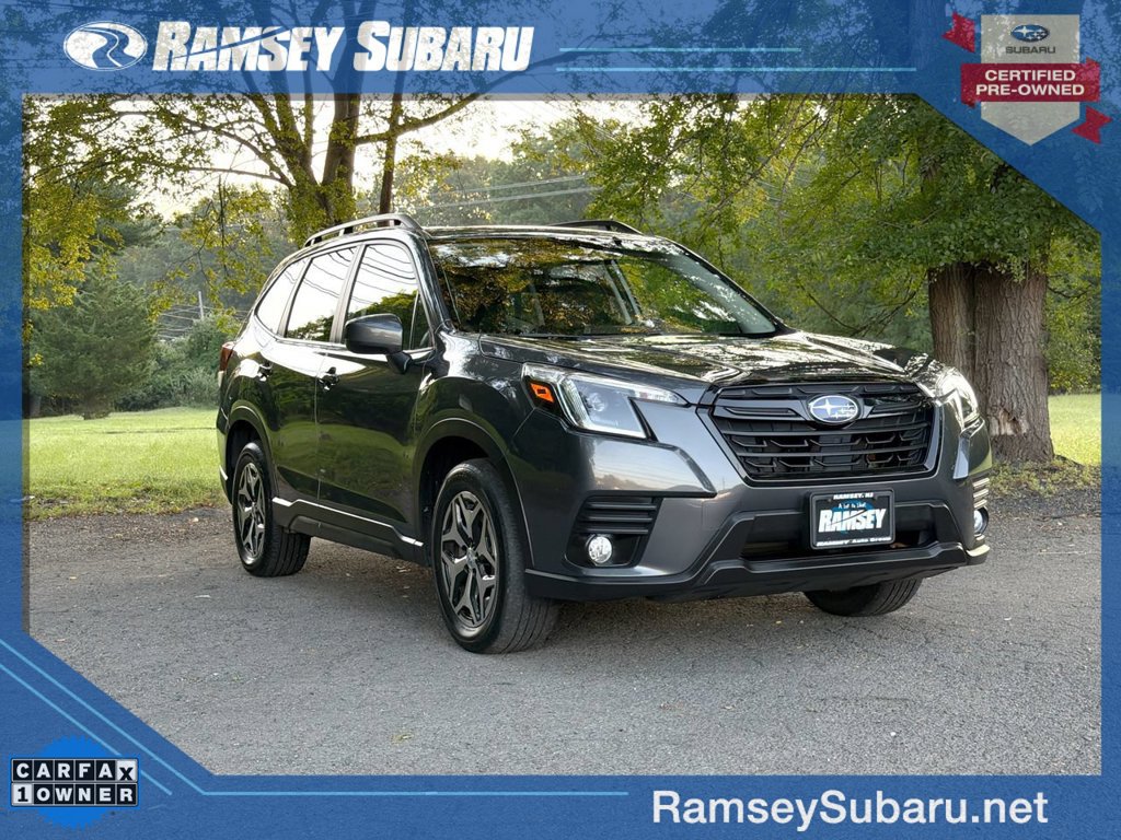 Certified 2023 Subaru Forester Premium AWD/4WD image 1