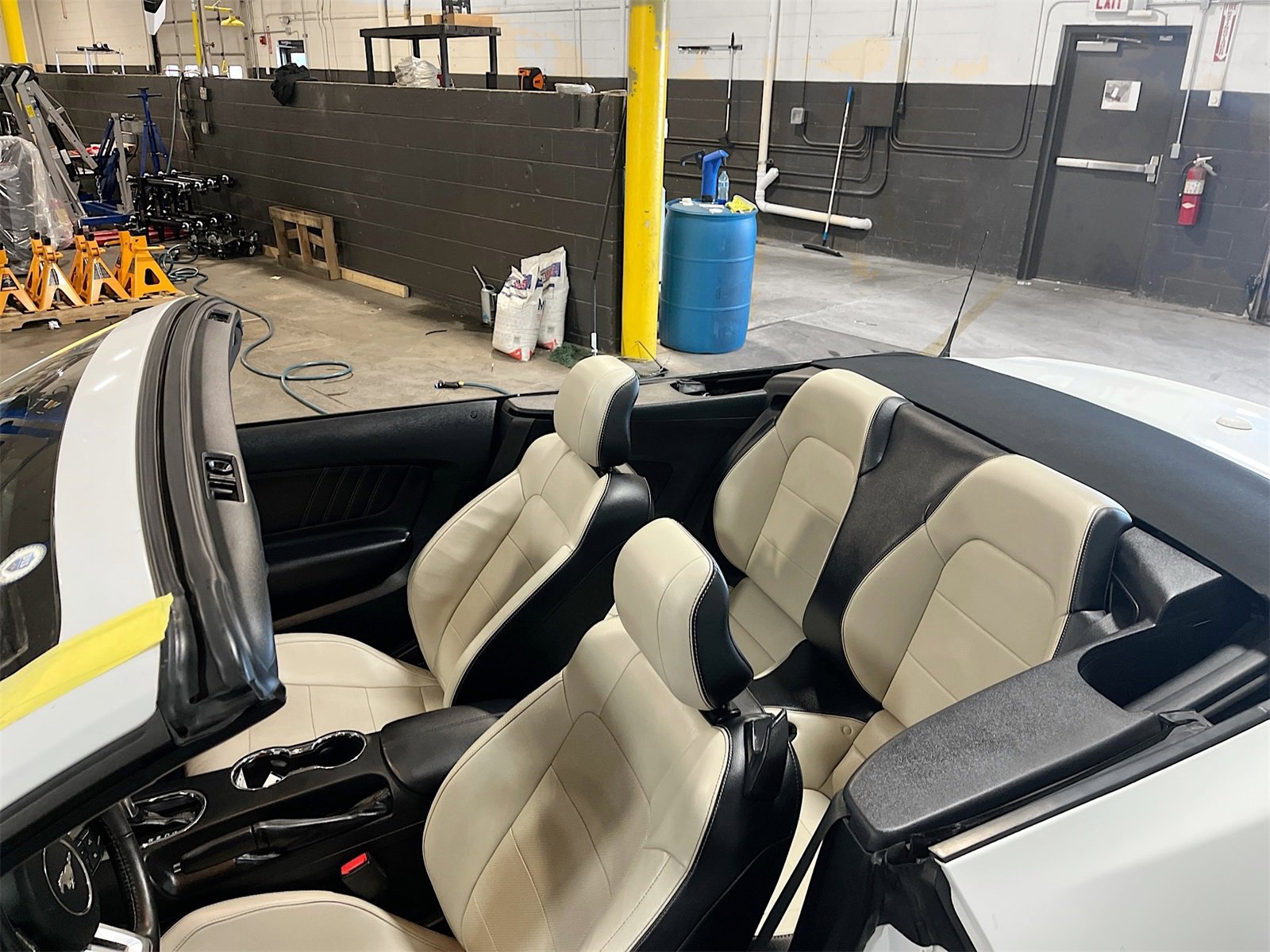 Used 2015 Ford Mustang Premium w/ Ecoboost Performance Package image 22