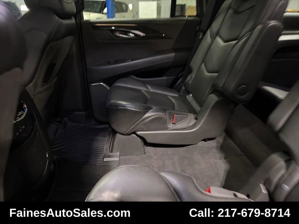 Used 2018 Cadillac Escalade Platinum image 41