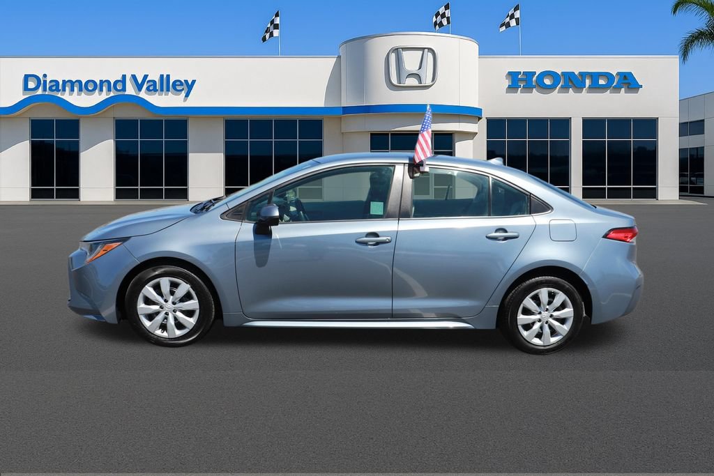 Used 2024 Toyota Corolla LE FWD image 9