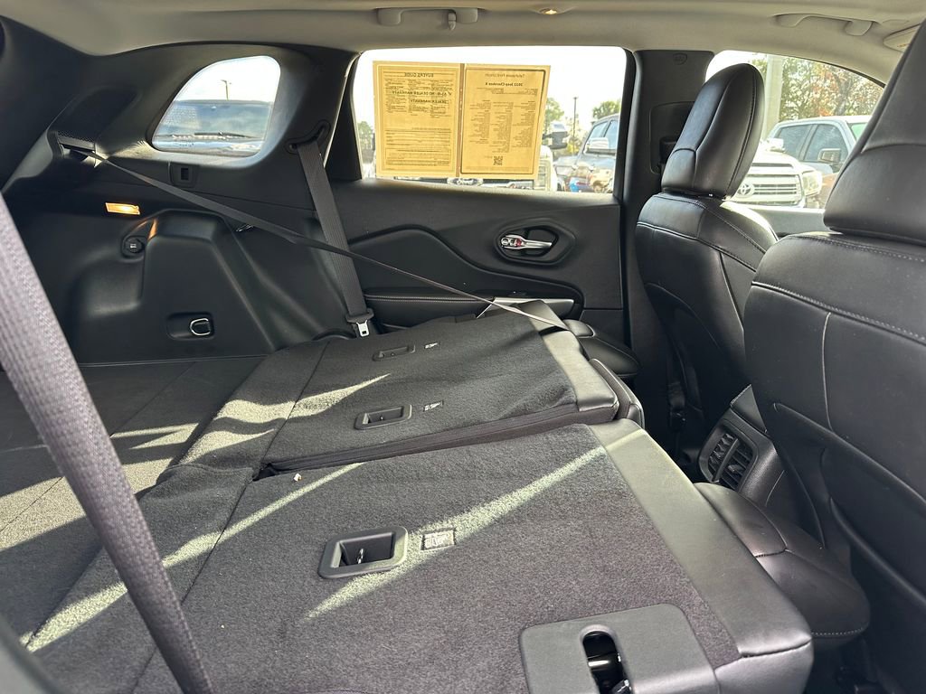 Used 2022 Jeep Cherokee Latitude w/ Sun & Sound Group image 55