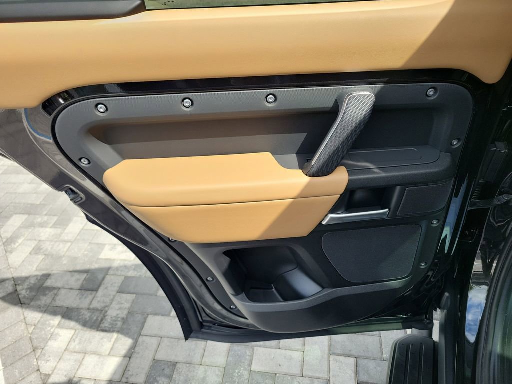 New 2026 Land Rover Defender 130 V8 image 21