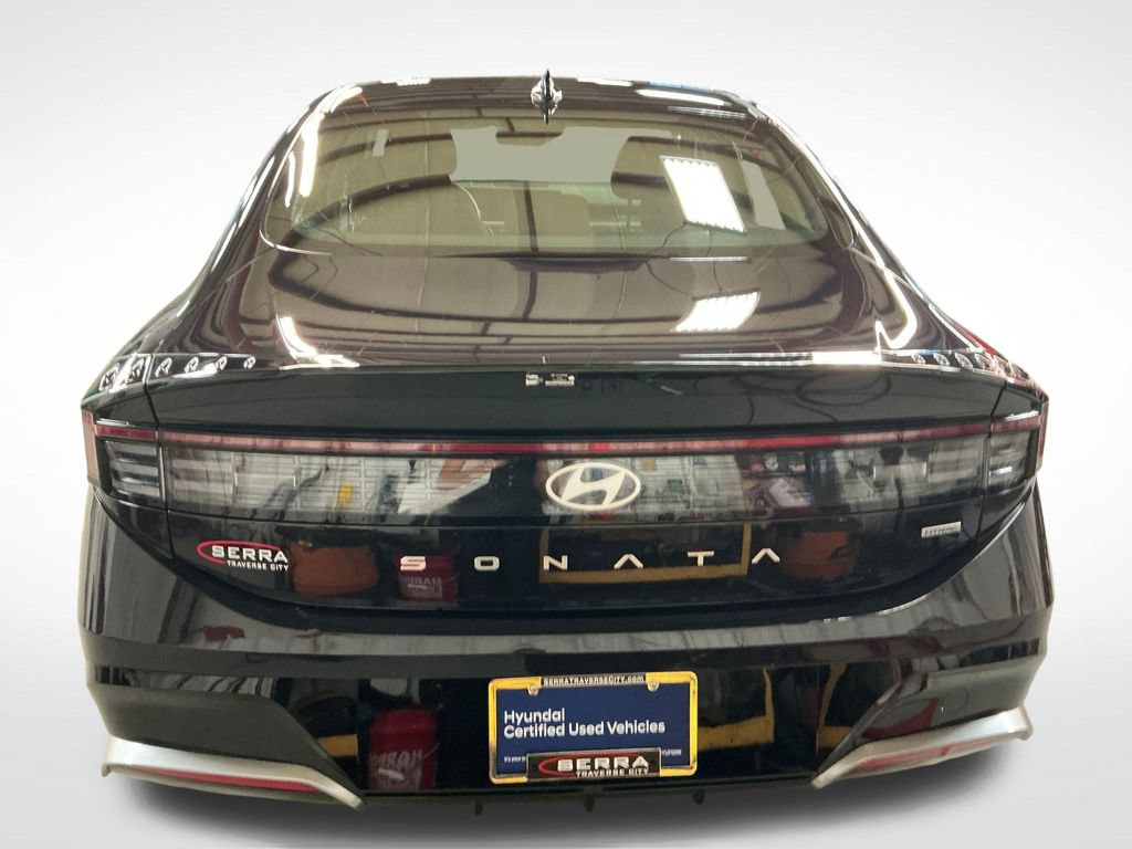 Certified 2026 Hyundai Sonata SEL AWD/4WD image 4