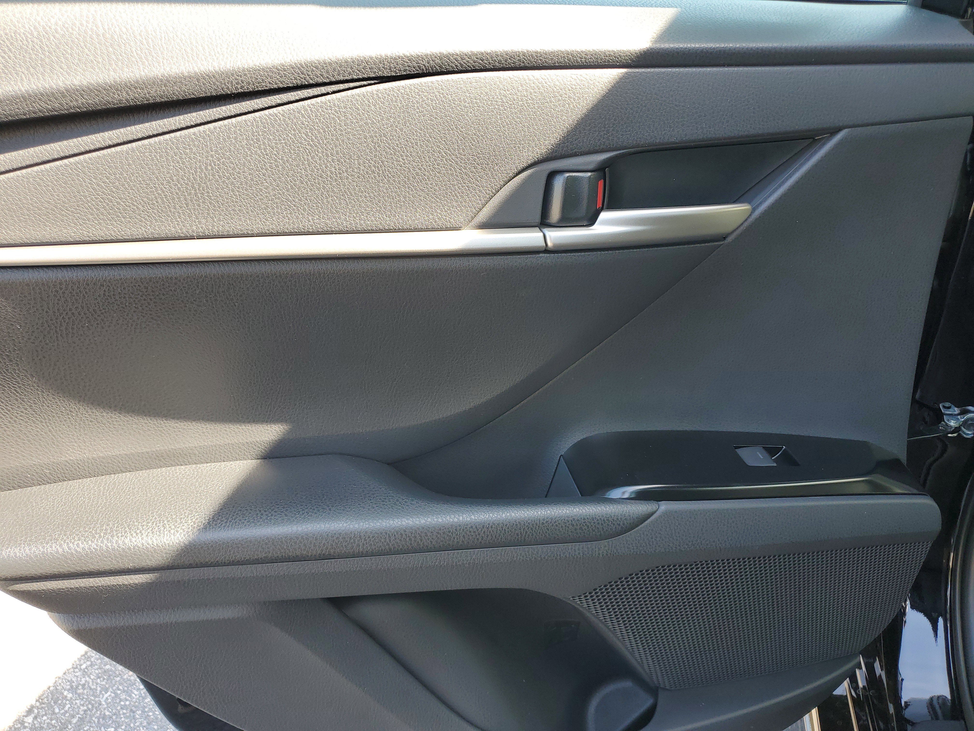 New 2026 Toyota Camry SE image 13