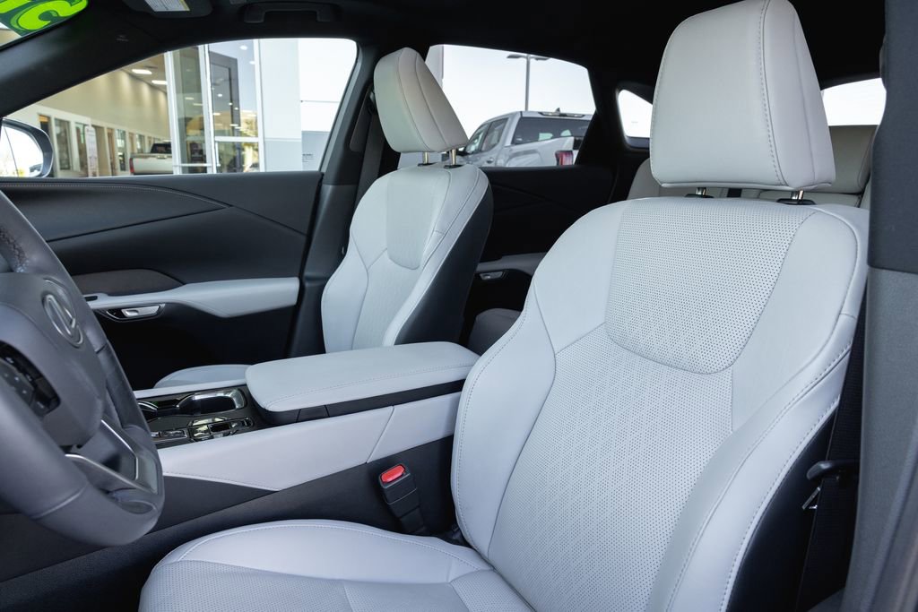 Used 2023 Lexus RX 350 w/ Cold Area Package image 11