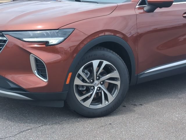 Used 2022 Buick Envision Essence w/ Technology Package I FWD image 2