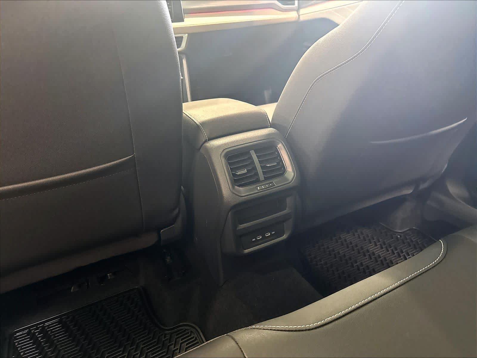 Certified 2026 Volkswagen Taos SEL AWD/4WD image 13